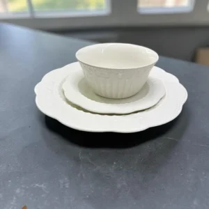 ZKg Ivory Lace Tableware